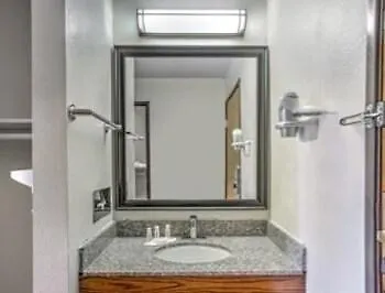 Hotel Days By Wyndham Le Roy/bloomington Southeast Le Roy