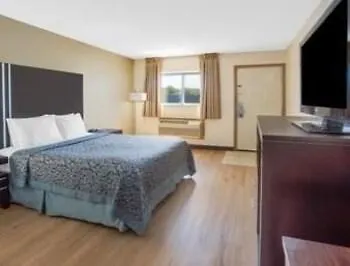 Hotel Days By Wyndham Le Roy/bloomington Southeast Le Roy